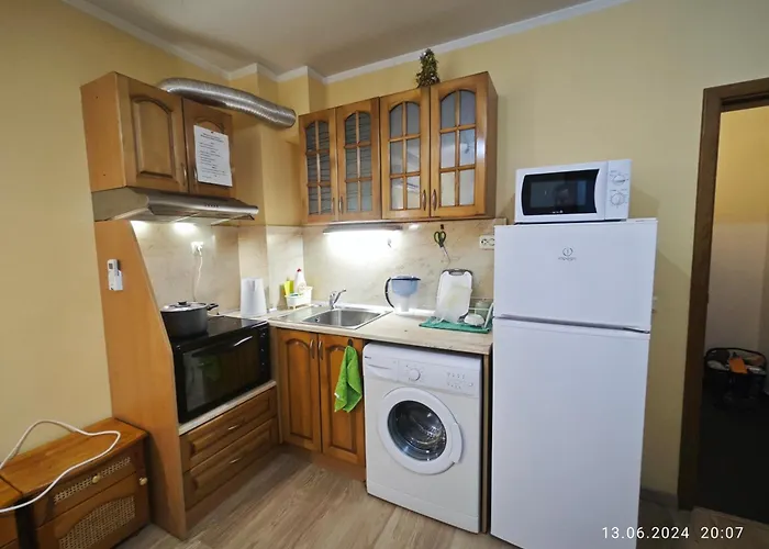 In The Center 2 Apartment